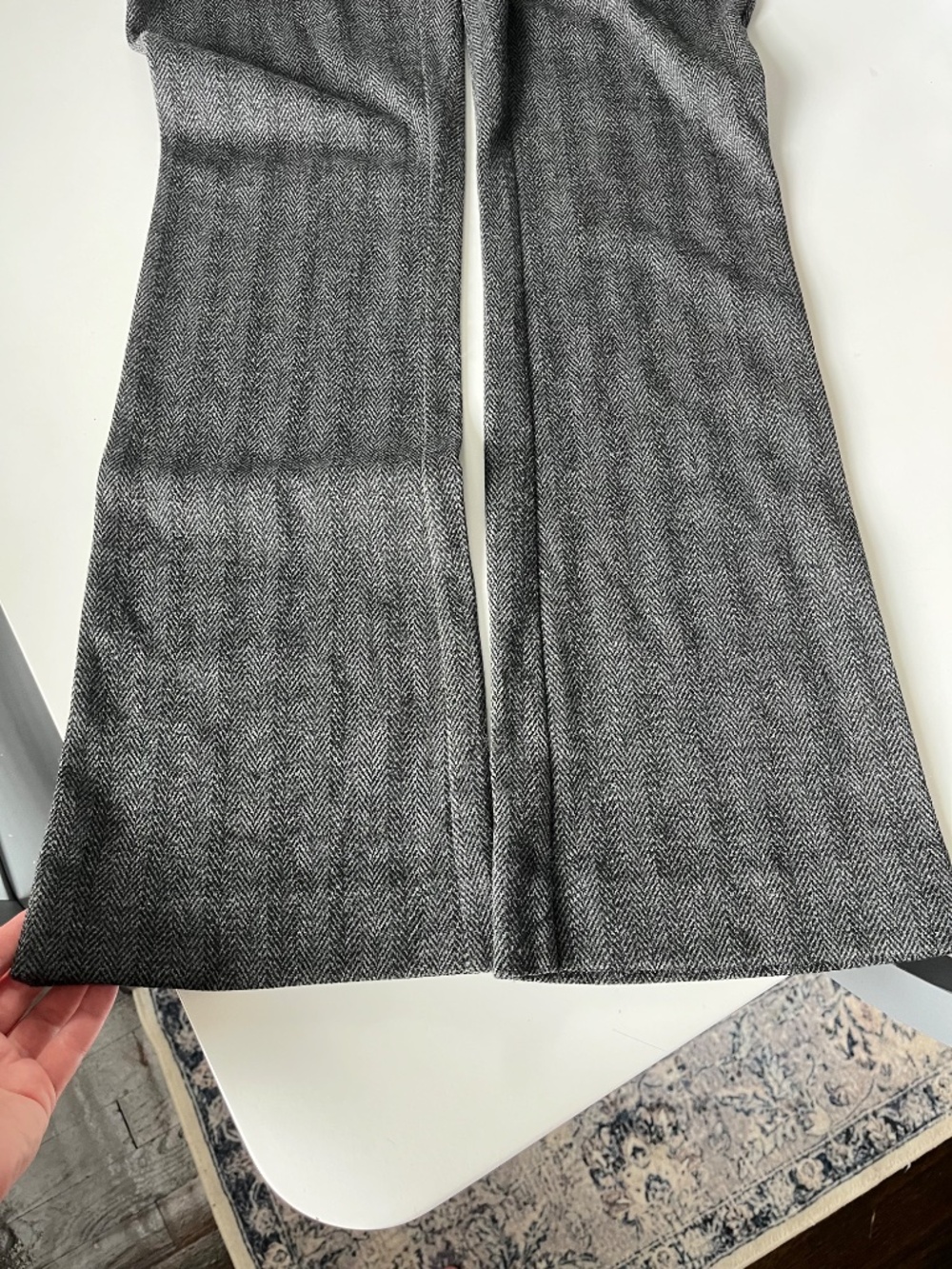 Simply Vera Wang ! Dress pants size Small Short! NWT! Never been worn ! - Picture 4 of 6